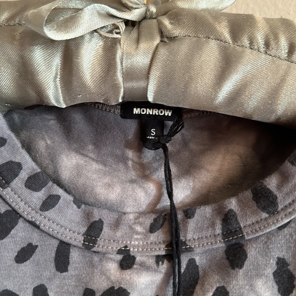 SOLD - Monrow Grey Tye-Dye Cheetah Print T-Shirt Dress - NWT (S) - Picture 2 of 5